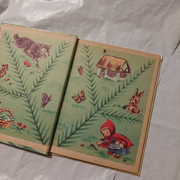 Little Red Riding Hood - Picture 2 of 5